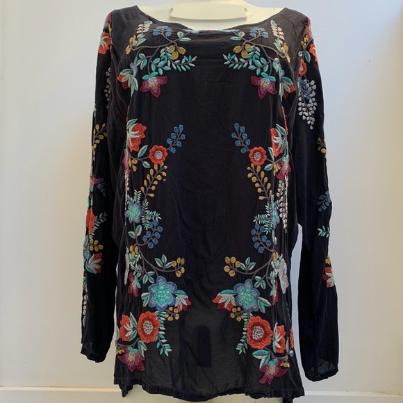 JOHNNY WAS Oversized BLOUSE Embroidered Pullover Top Tunic M BOHO Floral Black - Picture 1 of 9